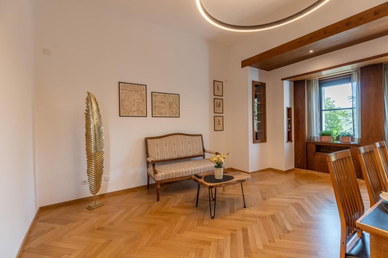 Villa Stubai - Penthouse In The Heart Of Merano Esterno foto
